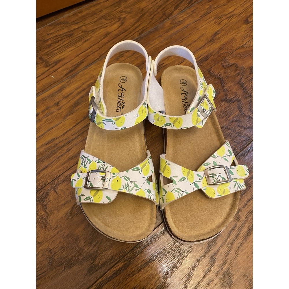 AOBETU Girls Size 4 Double Buckle Leather Sandals Lemons White Yellow Beach